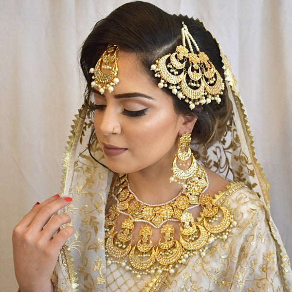 Saba - Thappa Kundan Set with Teeka Jhoomar