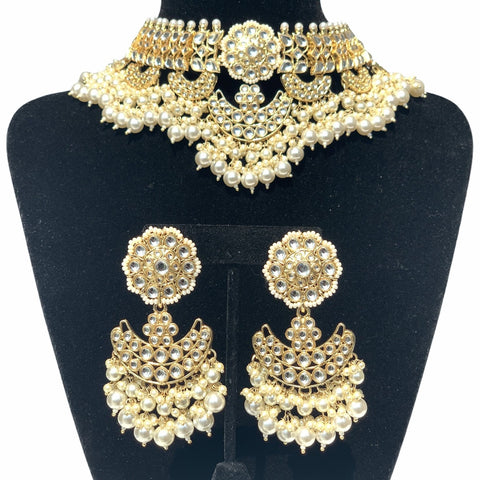 NAGEEN- Kundan Set with Pearl Accents